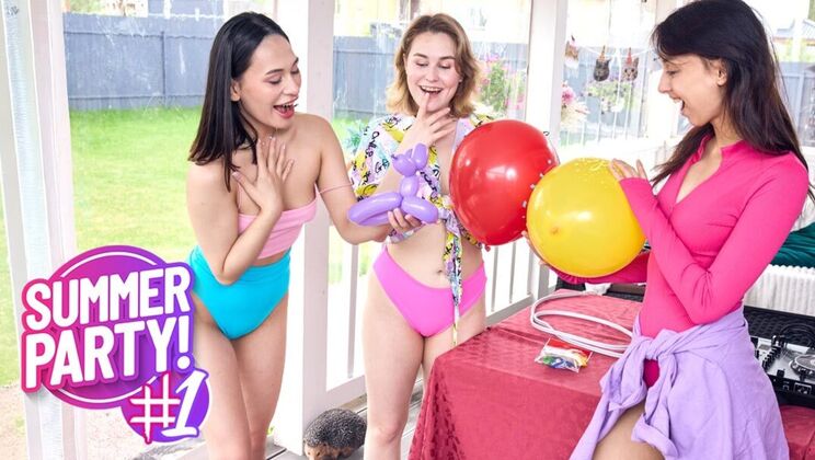 Club Sweethearts – Come Party with Us – Part 1