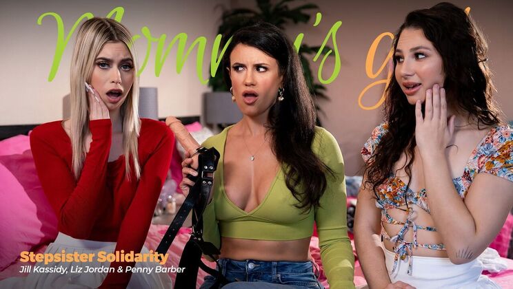 Girlsway – Stepsister Solidarity