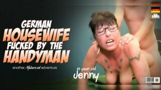 Mature.nl - Handyman, do you want to fuck 49 year old German housewife Jenny in her backyard? Her husband's gone Full HD Video Free