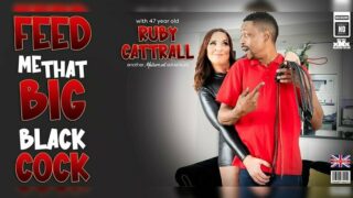 Mature.nl - Ruby Cattrall is a 47 year old big ass MILF who wants a hard big black cock inside her! Full HD Video Free