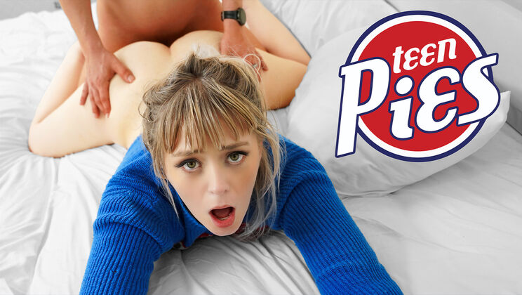 Teen Pies – That’s What Roomies Are For